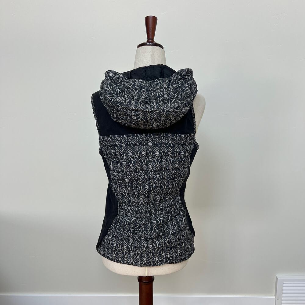 THE NORTH FACE Women's Thermoball Hoodie Vest Size S In Black White - Picture 4 of 9